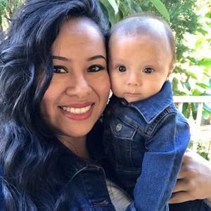 Meet your Posher, Adriana